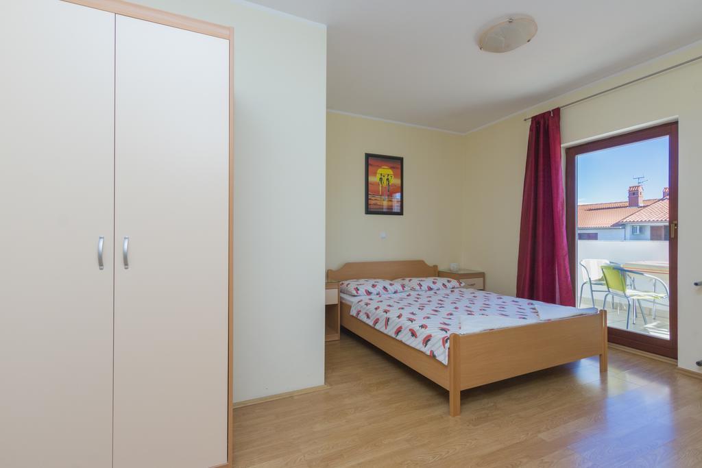 Milos Apartment PUY Exterior foto