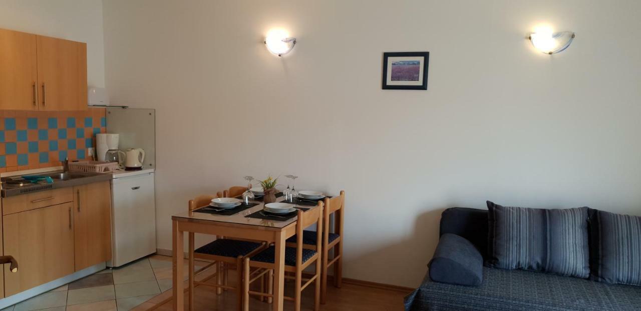 Milos Apartment PUY Exterior foto